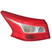 ˳   Nissan Sentra (B17) 2016+ Depo (FPS) FP 5057 F1-E