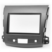 Переходная рамка Carav 08-004 Mitsubishi Outlander XL 2006+, Peugeot 4007 2007+, Citroen C-Crosser 2007+, 2 DIN