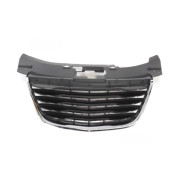 Решетка радиатора Chrysler 200 (2011-2014) FPS FP 1804 990 (с хром молдингом)