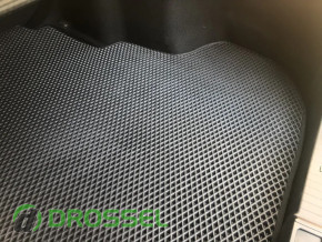 DDeva82896