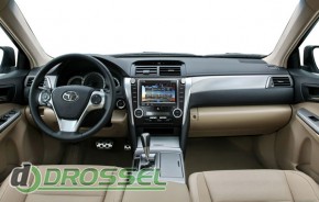   Road Rover  Toyota Camry 40   OC Andr